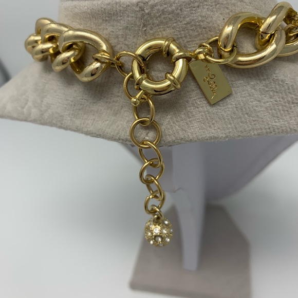 Xx Lily Fashion Necklace - Picture 3 of 3